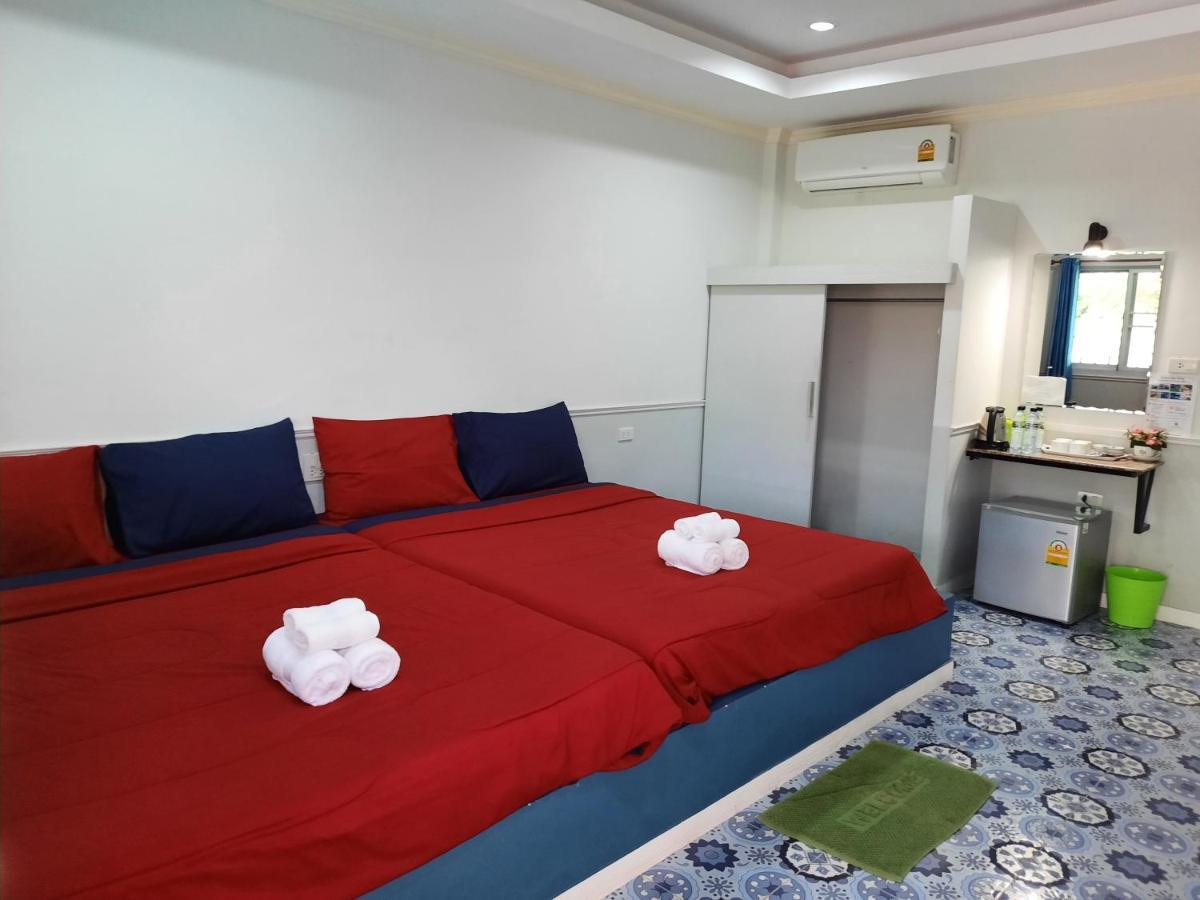 Fancy Carp Resort Petchaburi Esterno foto
