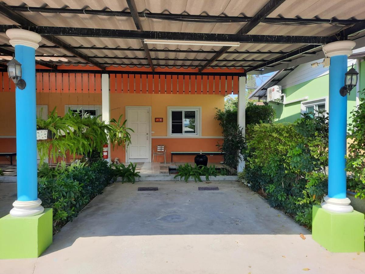 Fancy Carp Resort Petchaburi Esterno foto