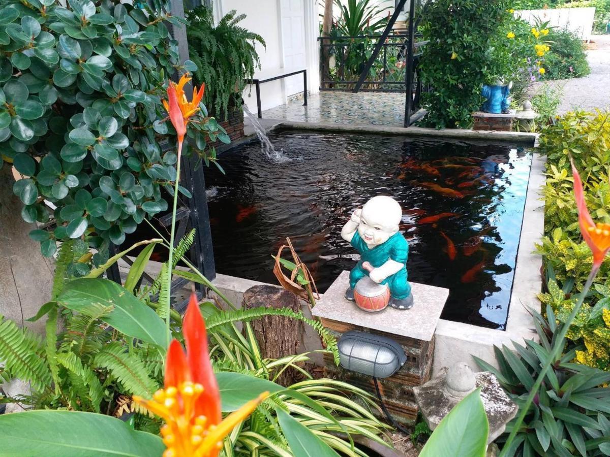 Fancy Carp Resort Petchaburi Esterno foto
